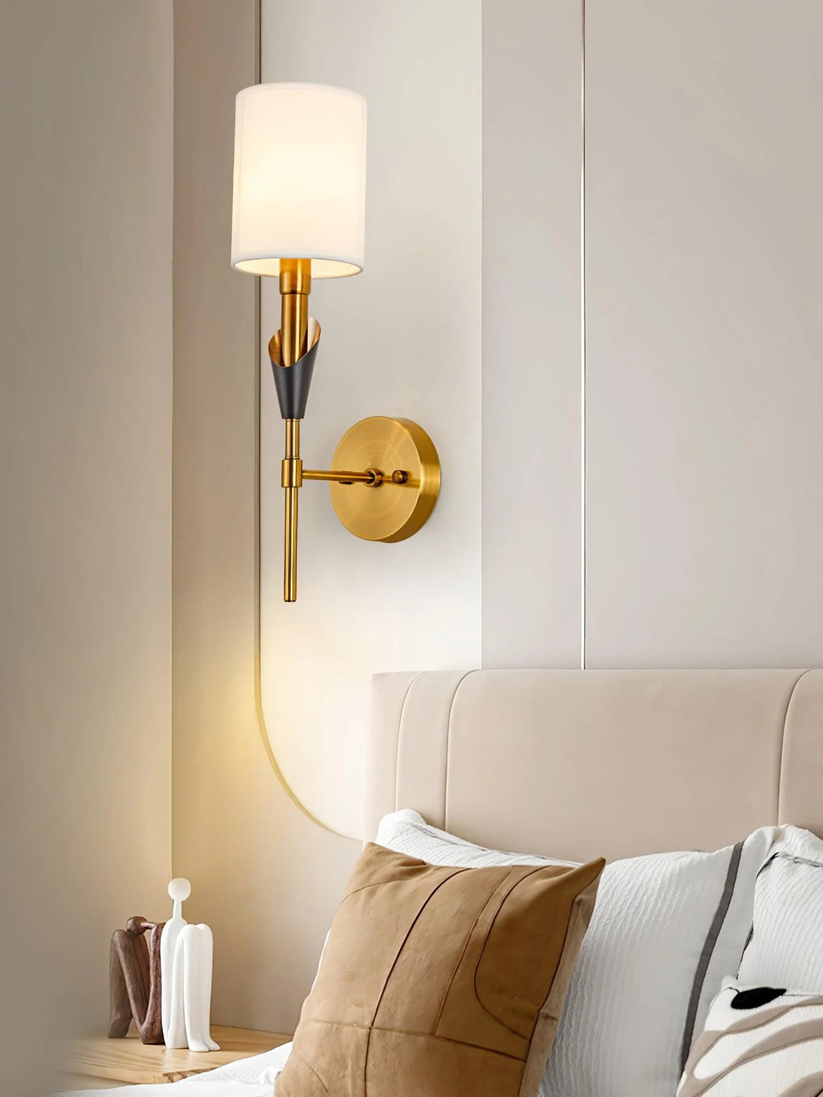 Double_White_Fabric_Wall_Lamp_3