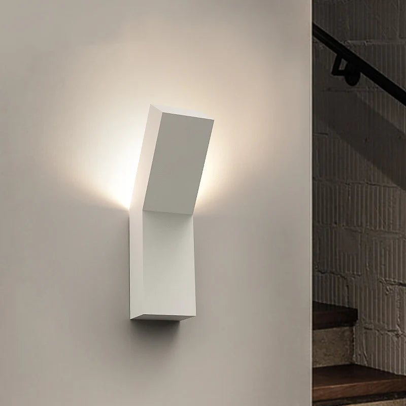 Eared_Plaster_Wall_Lamp_2