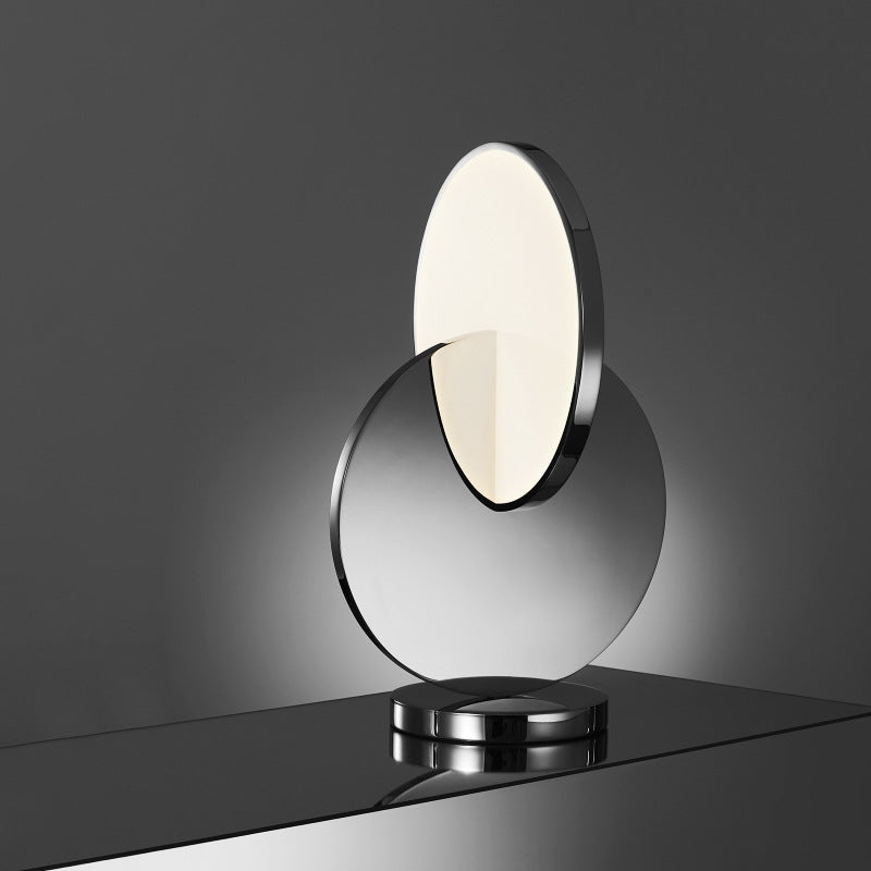 Eclipse_Table_Lamp_2