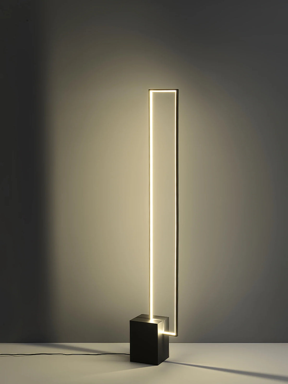 Edge Floor Lamp 13