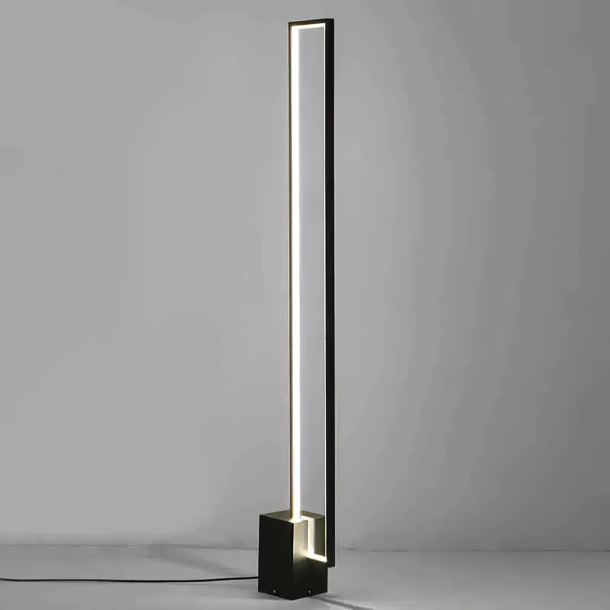 Edge Floor Lamp 18