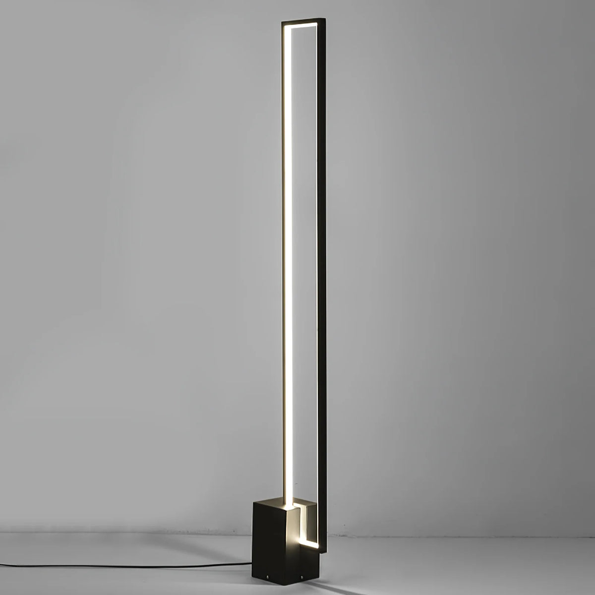 Edge Floor Lamp 34