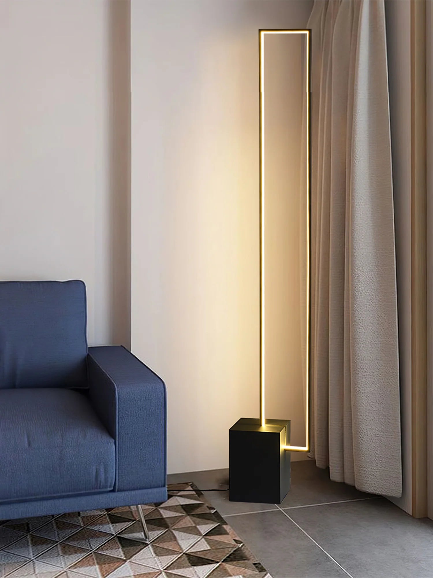 Edge Floor Lamp 47