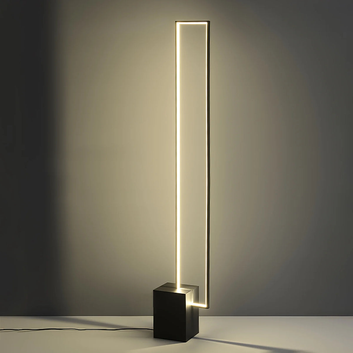 Edge Floor Lamp 8