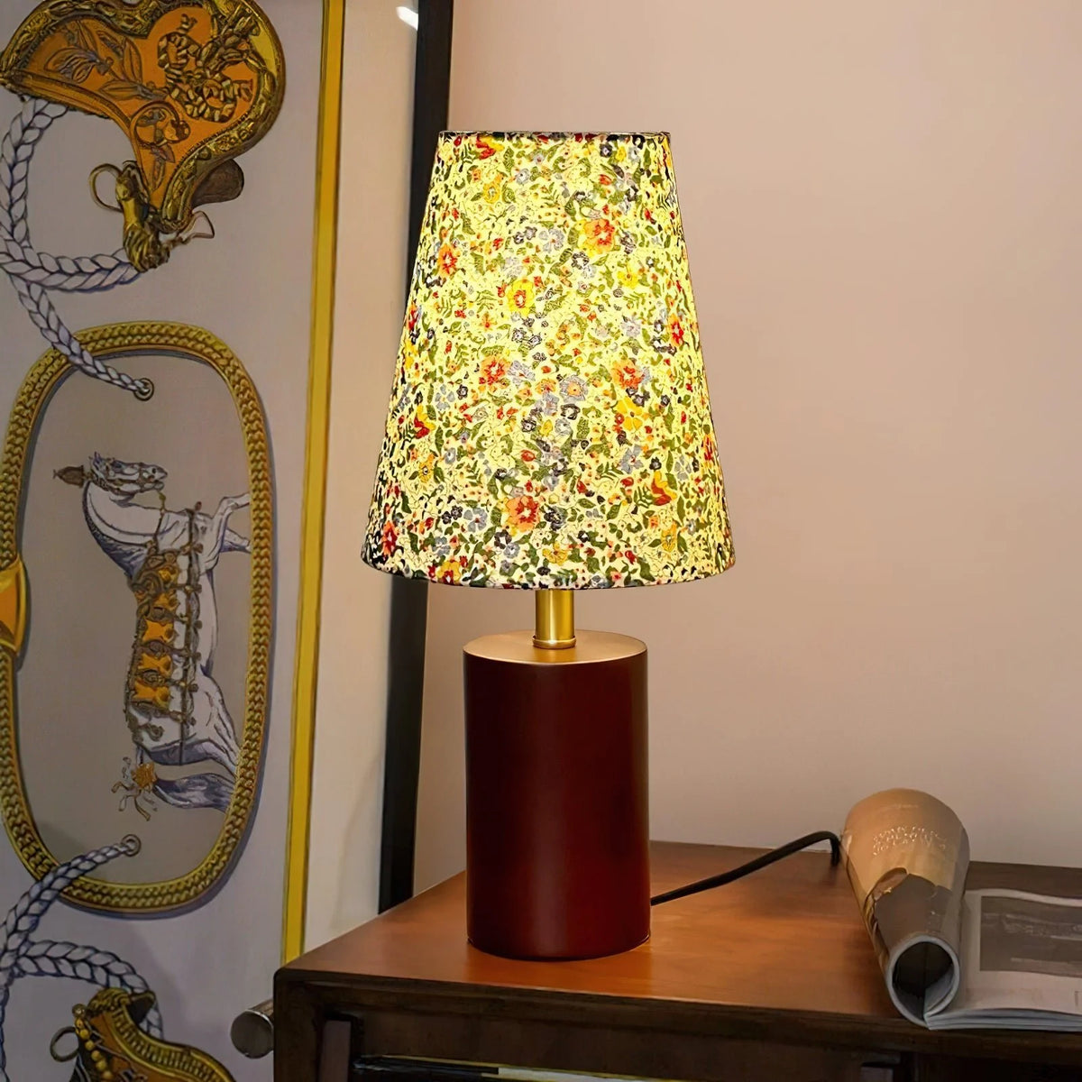 Elara_Floral_Table_Lamp_21