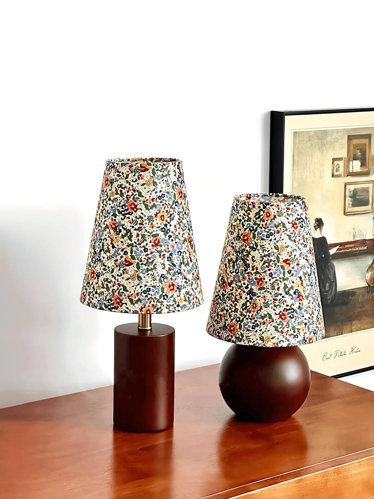 Elara_Floral_Table_Lamp_25