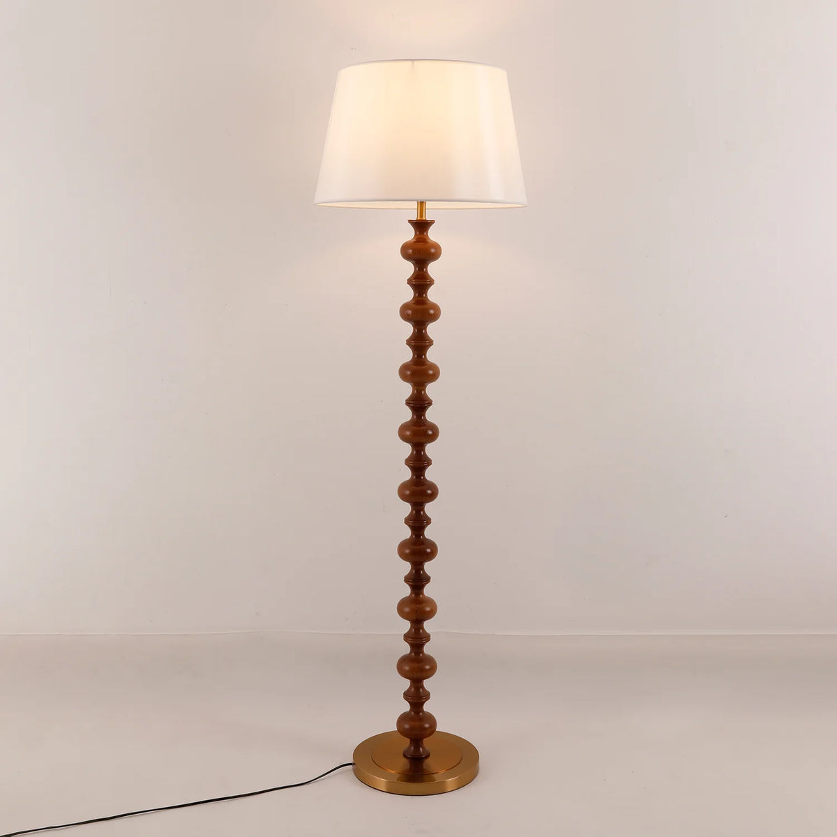 Eleanor_Floor_Lamp_3