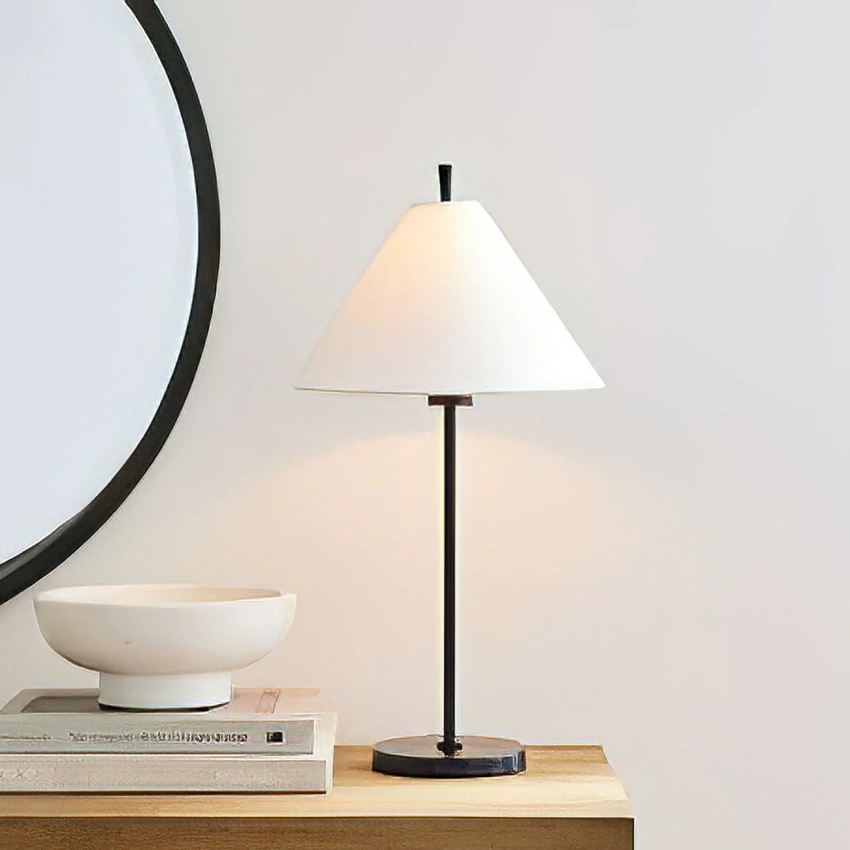 Ellis_Metal_Table_Lamp_2