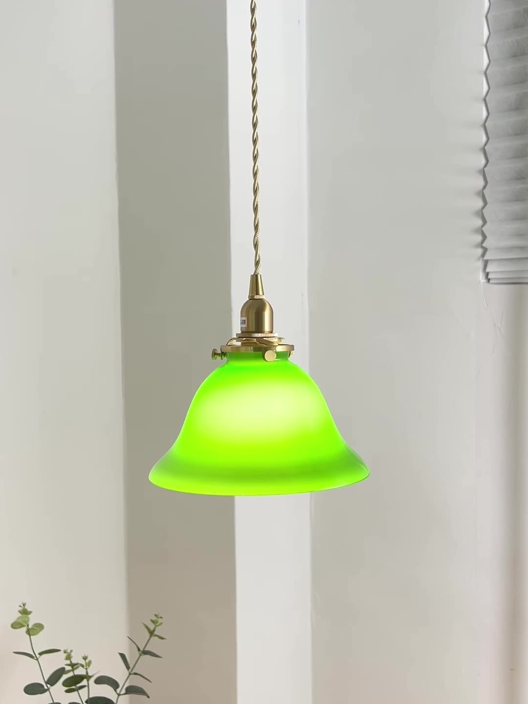 Emerald_Bell_Pendant_Light_6