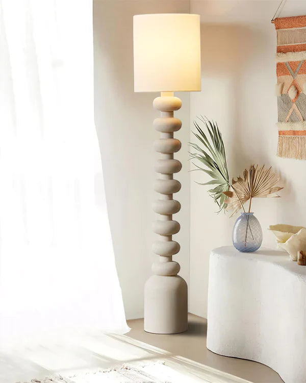 Emil_Minimalist_Floor_Lamp_3