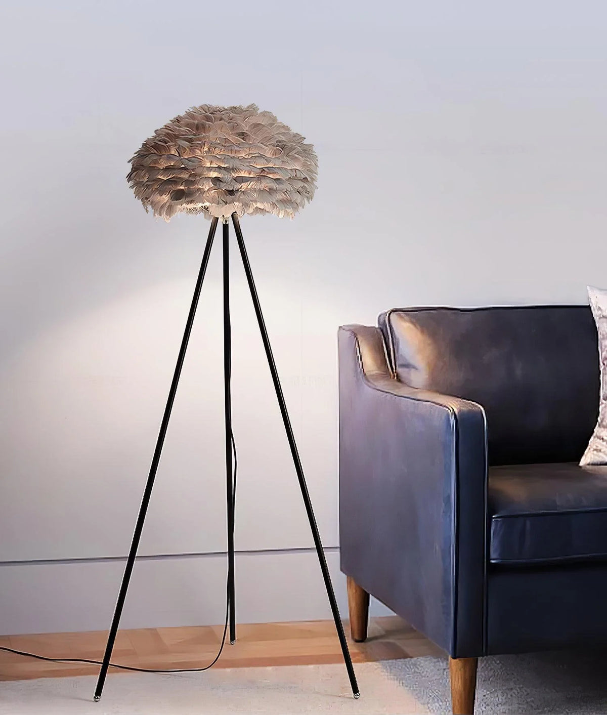 Eos Feather Triangle Floor Lamp 3