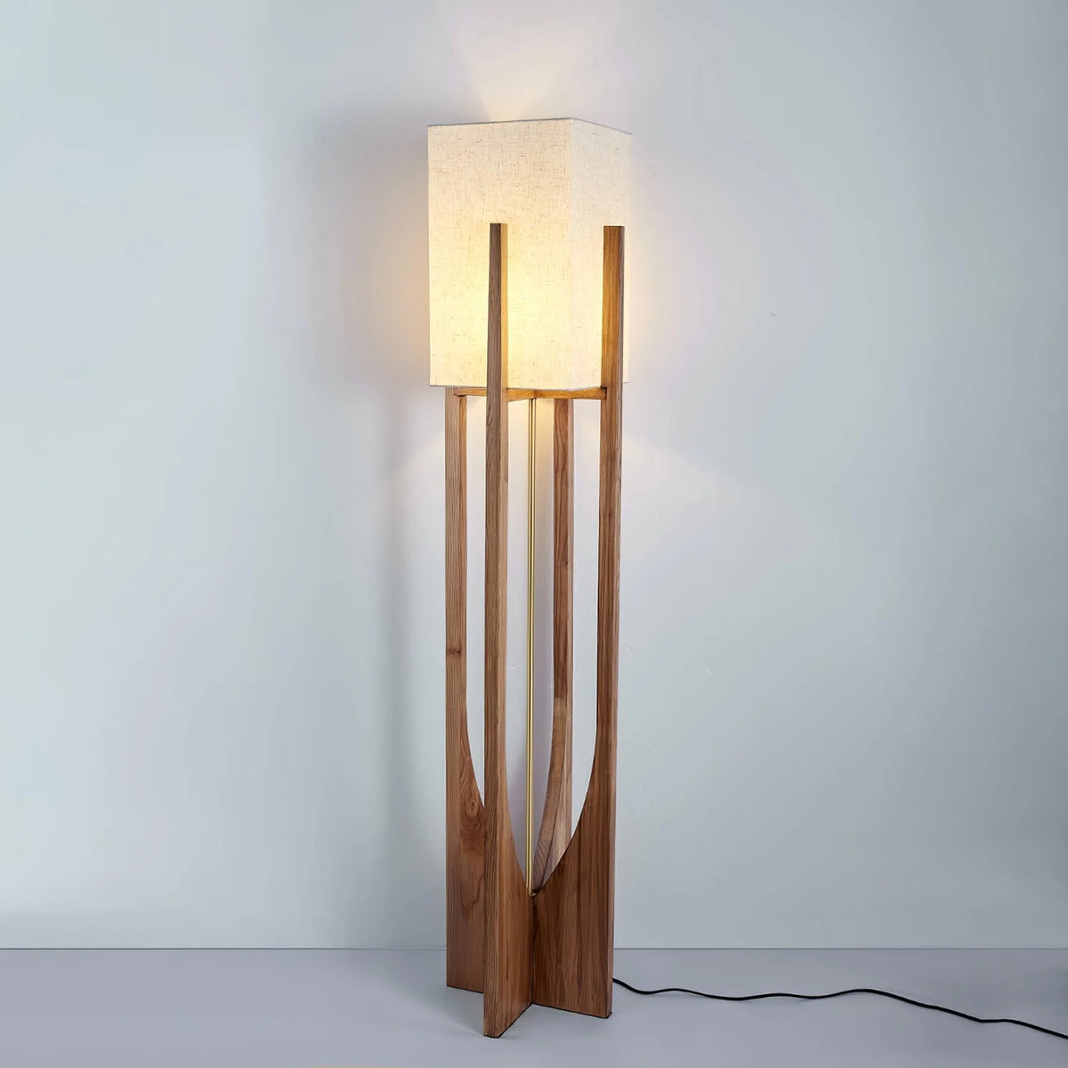 Fairbanks_Floor_Lamp_21