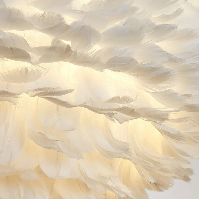 Feather_Tripod_Table_Lamp_6