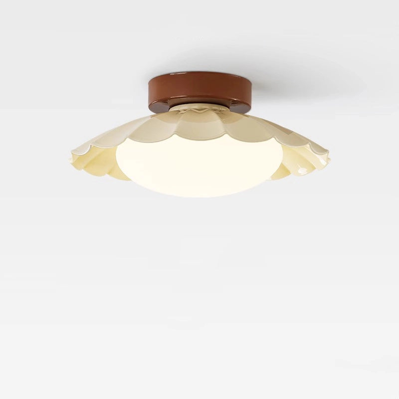 Flying_Saucer_Ceiling_Light_1