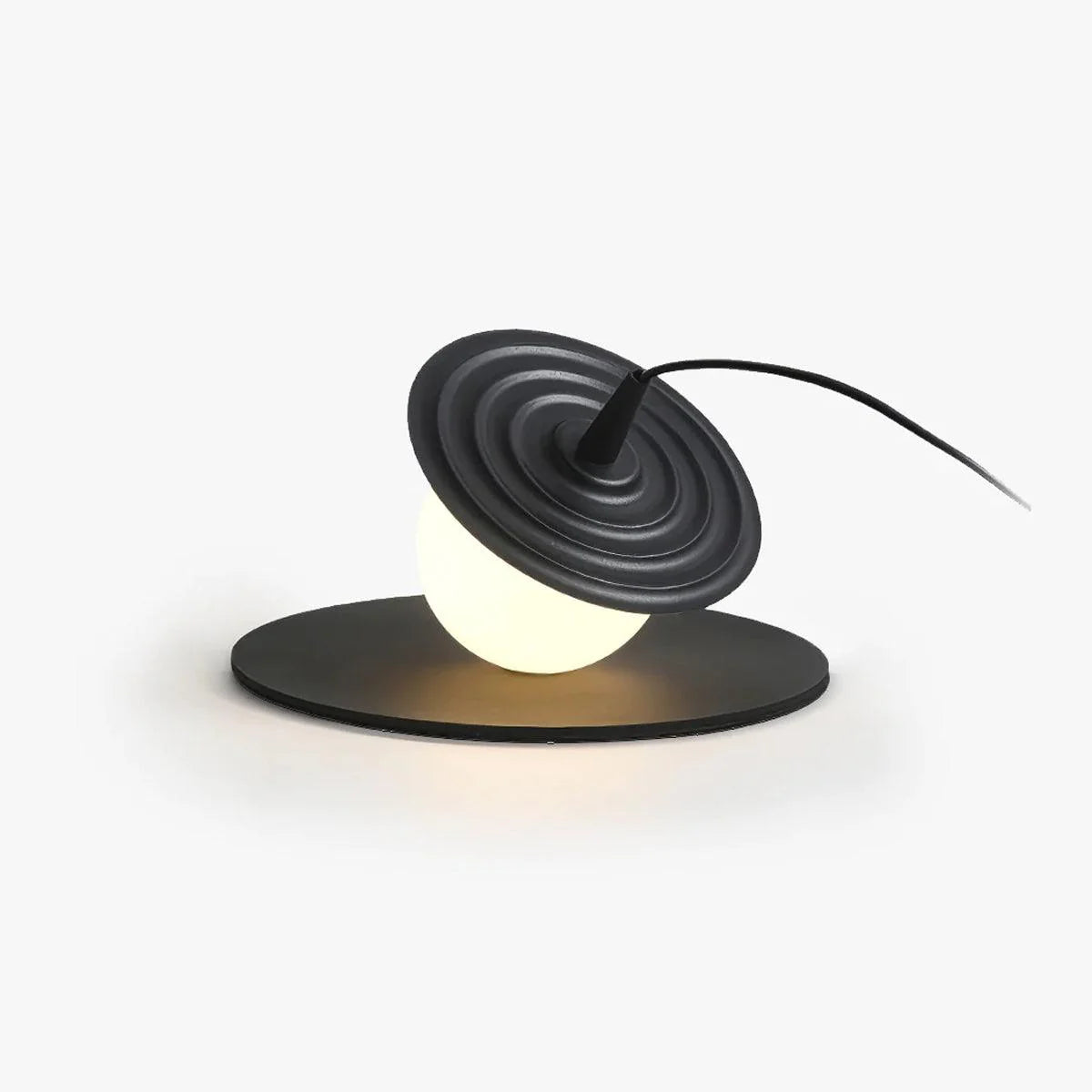 Flying Saucer Table Lamp 1