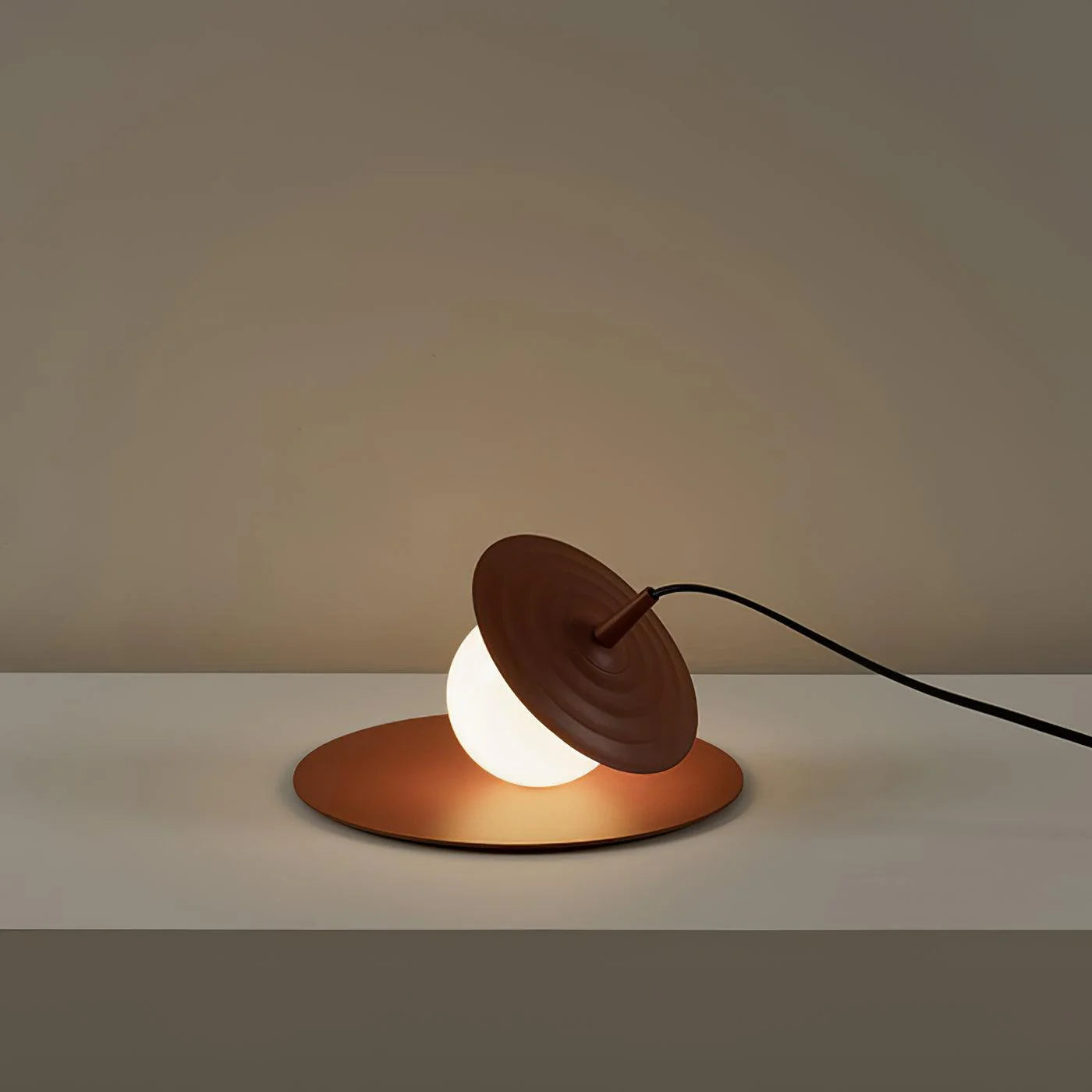 Flying Saucer Table Lamp 3