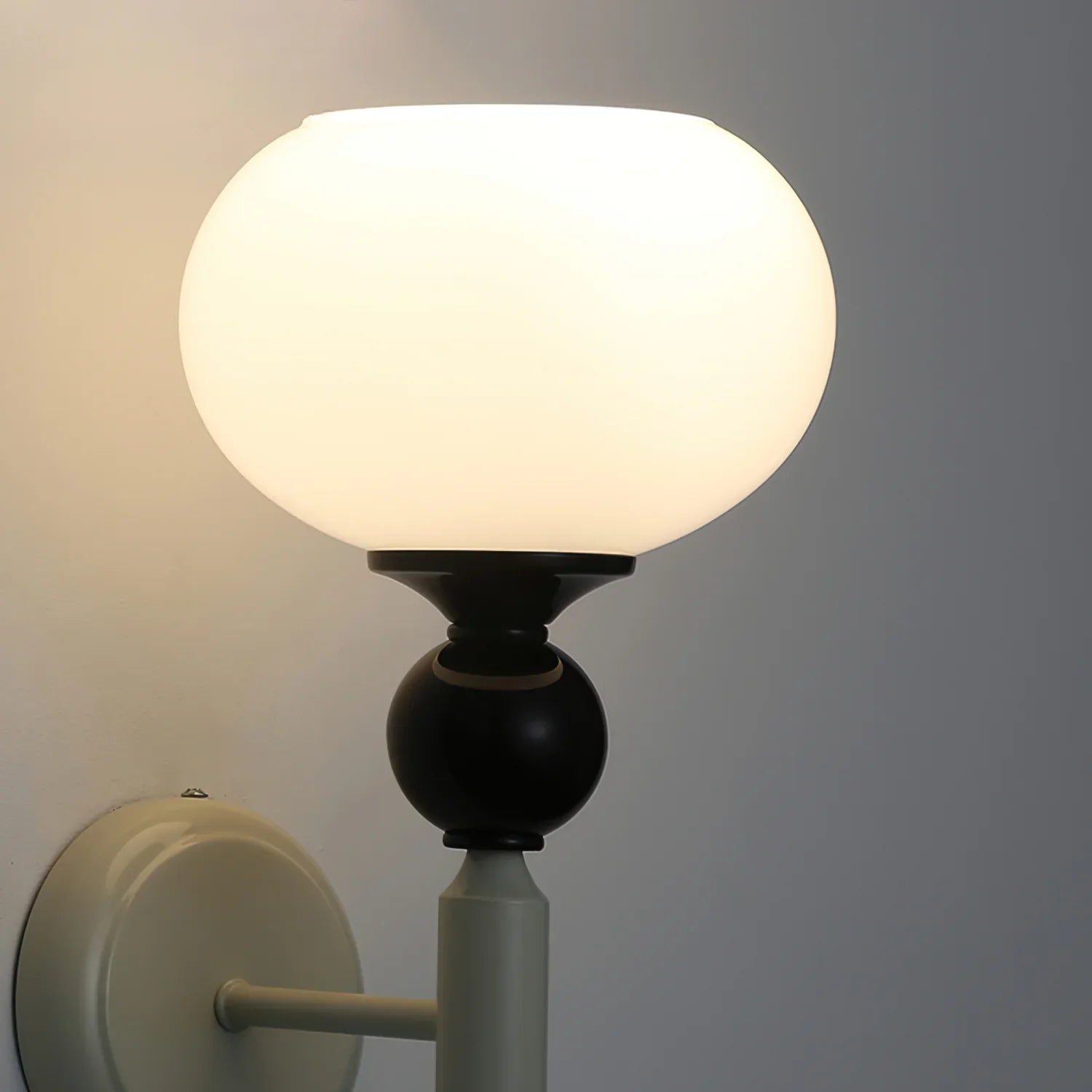 French_Ball_Wall_Lamp_12