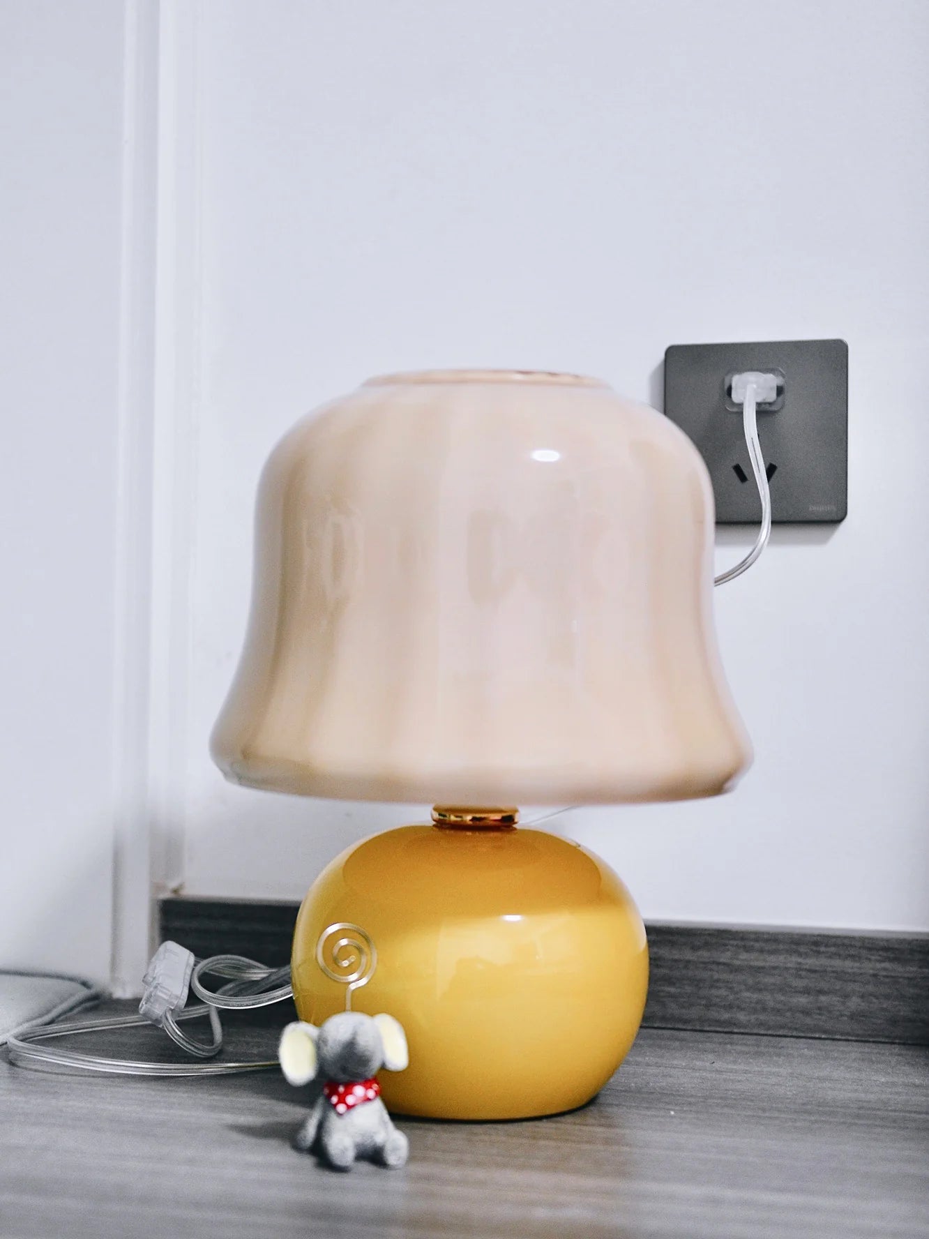 French Cream Mushroom Table Lamp 18