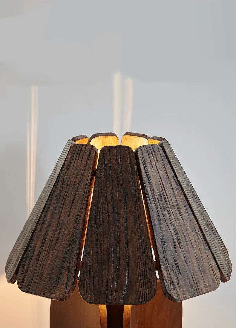 Fugama_Table_Lamp_10