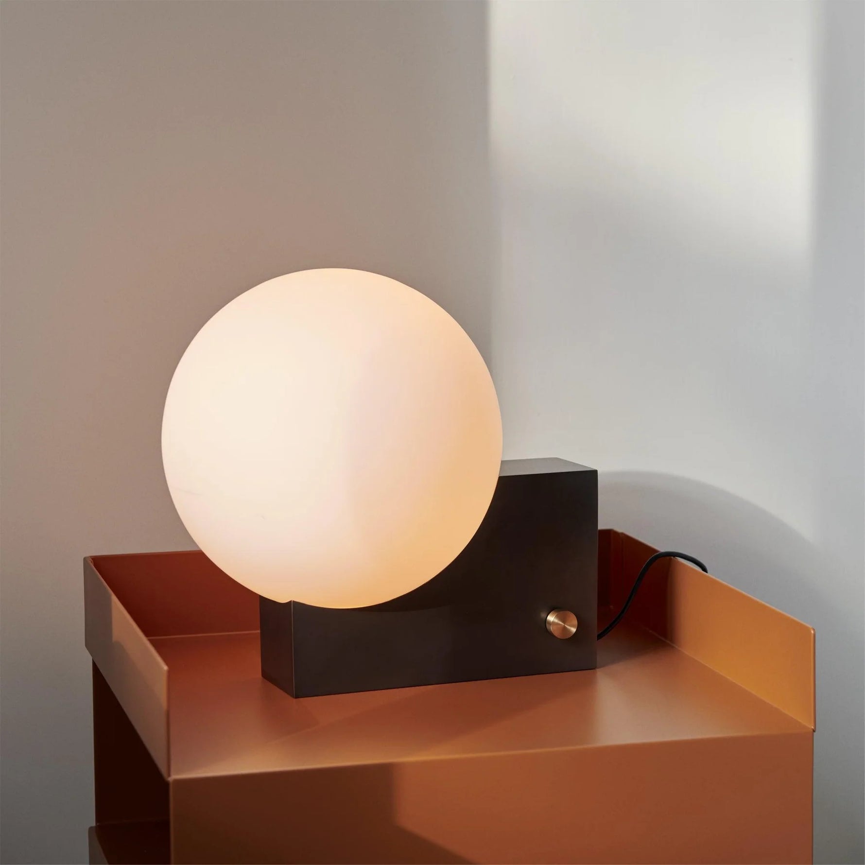 Fusion_Table_Lamp_10