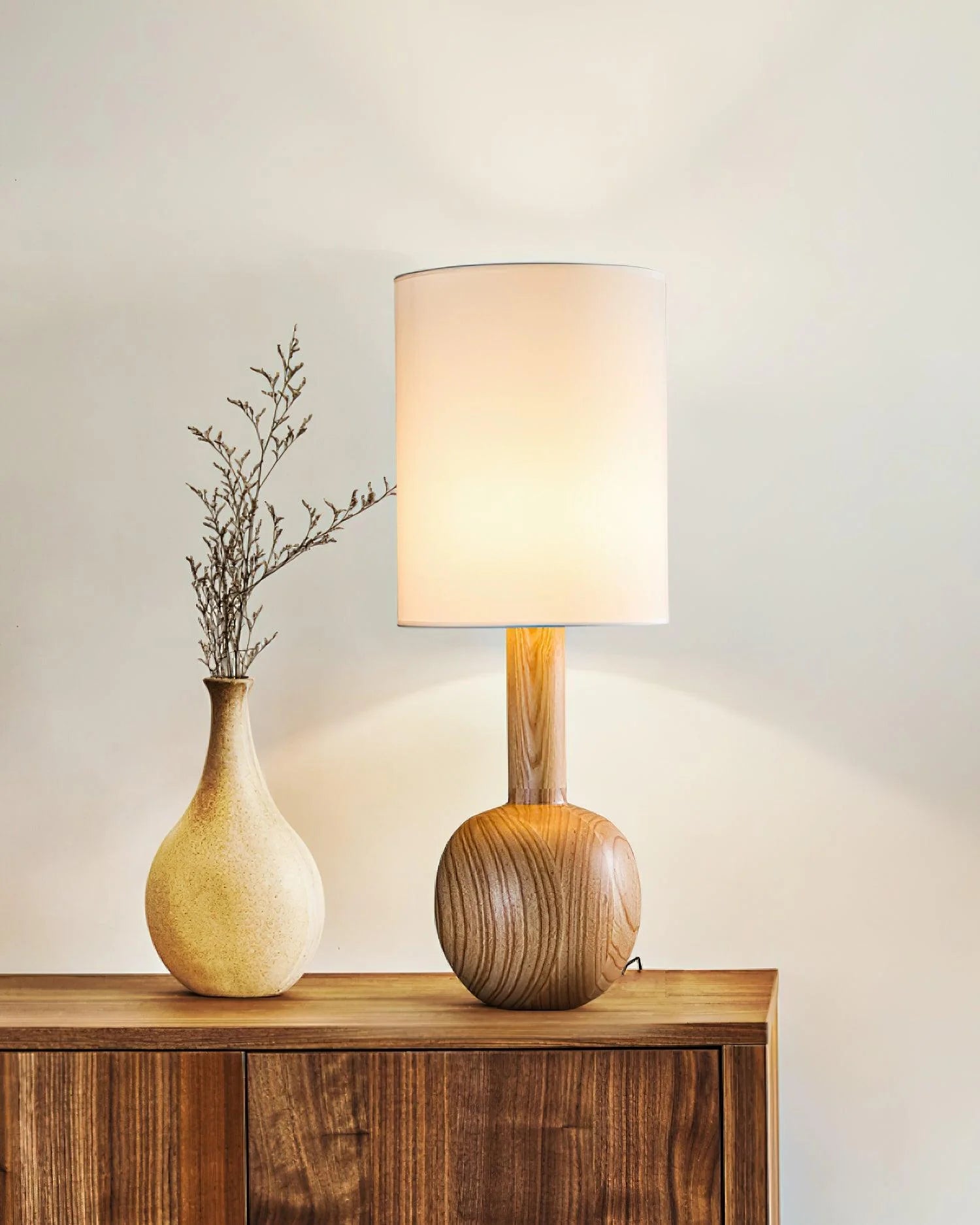 Gavel_Table_Lamp_20