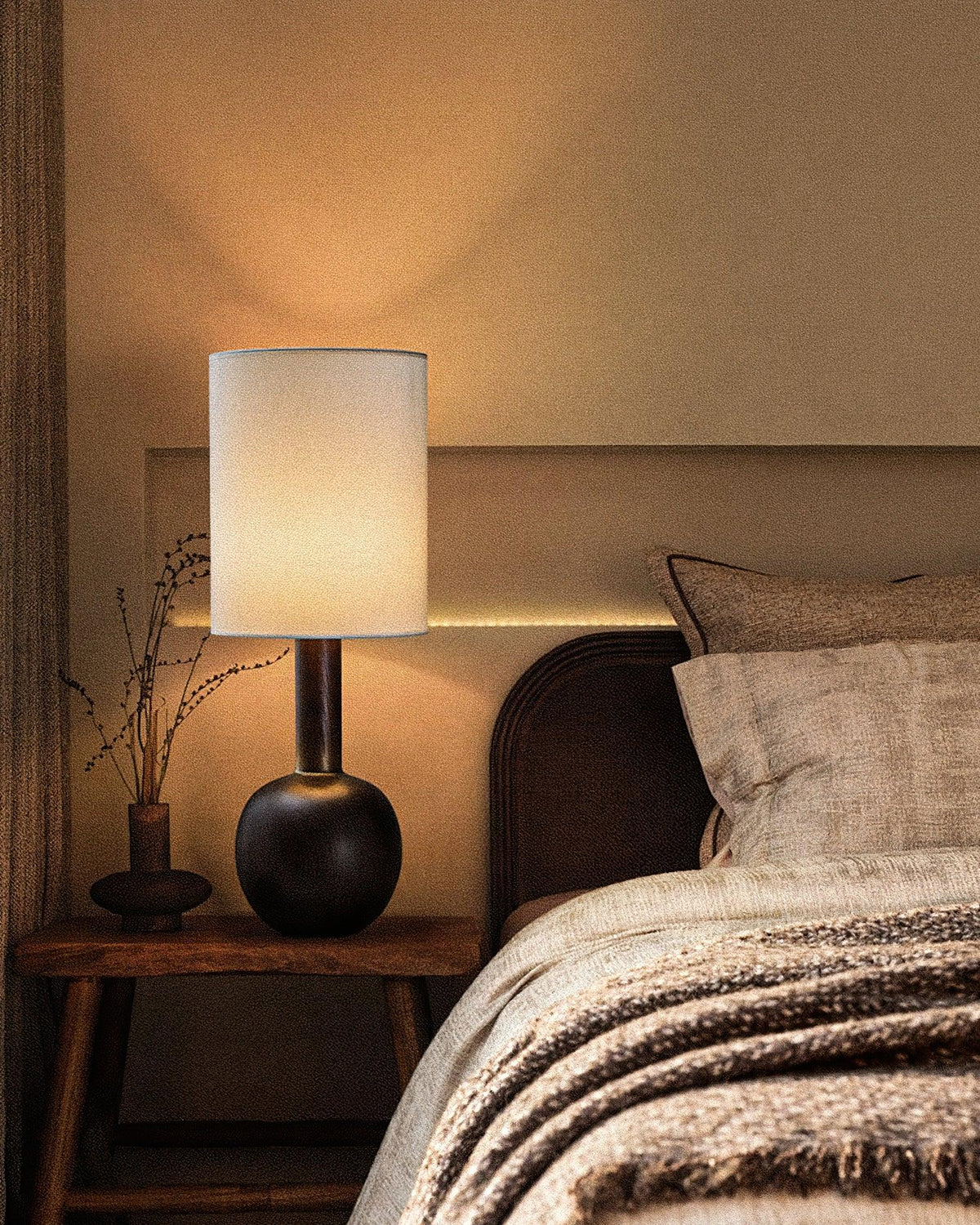 Gavel_Table_Lamp_5