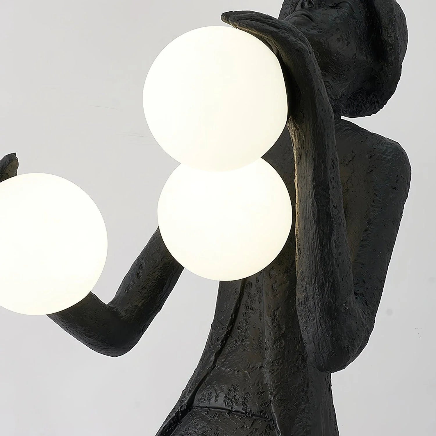 Gentleman_Sculpture_Floor_Lamp_12