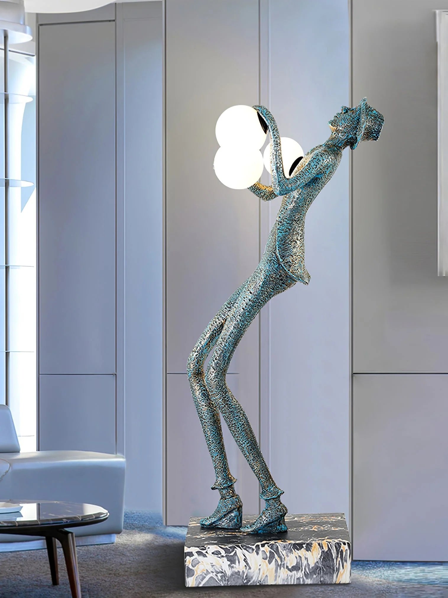 Gentleman_Sculpture_Floor_Lamp_7