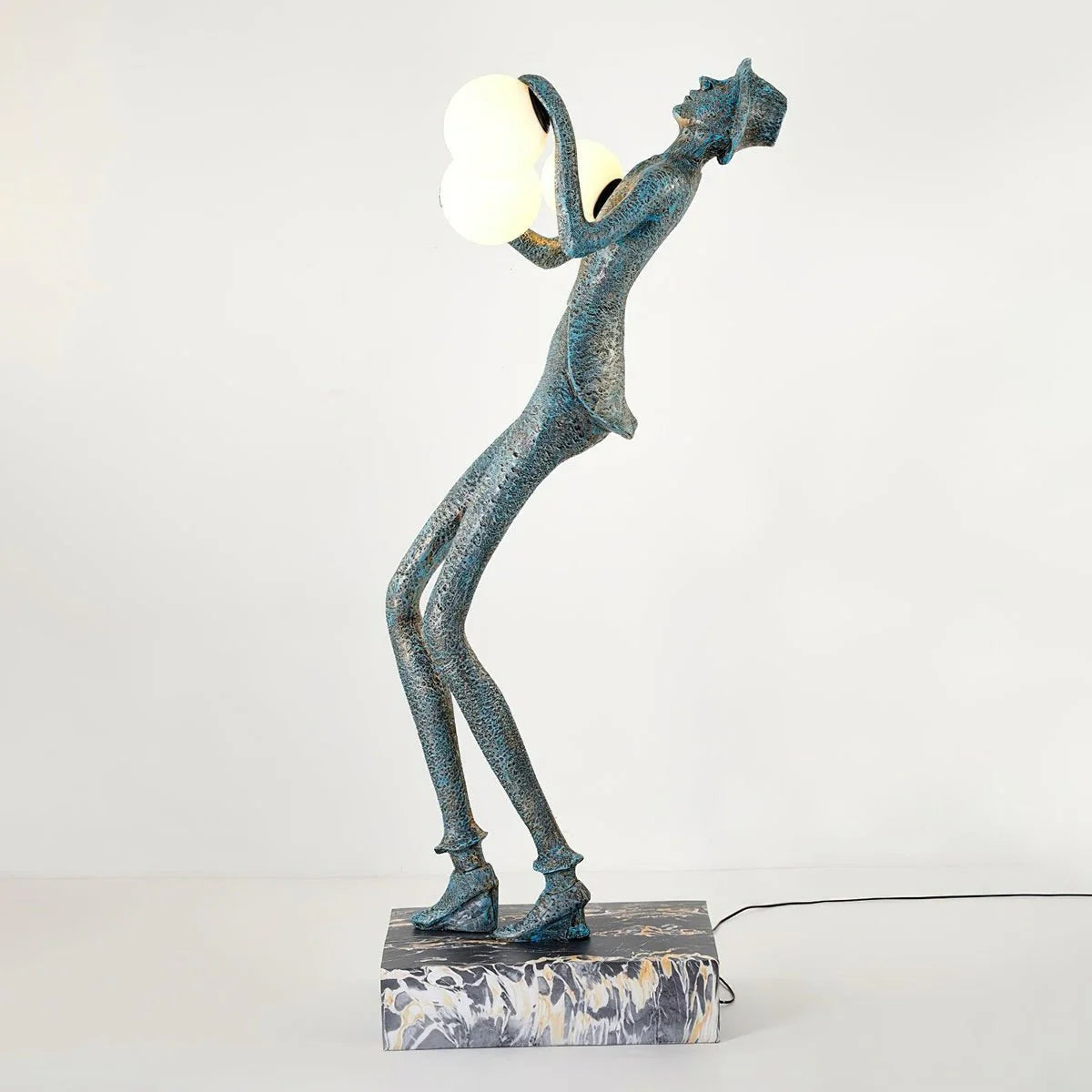 Gentleman_Sculpture_Floor_Lamp_8