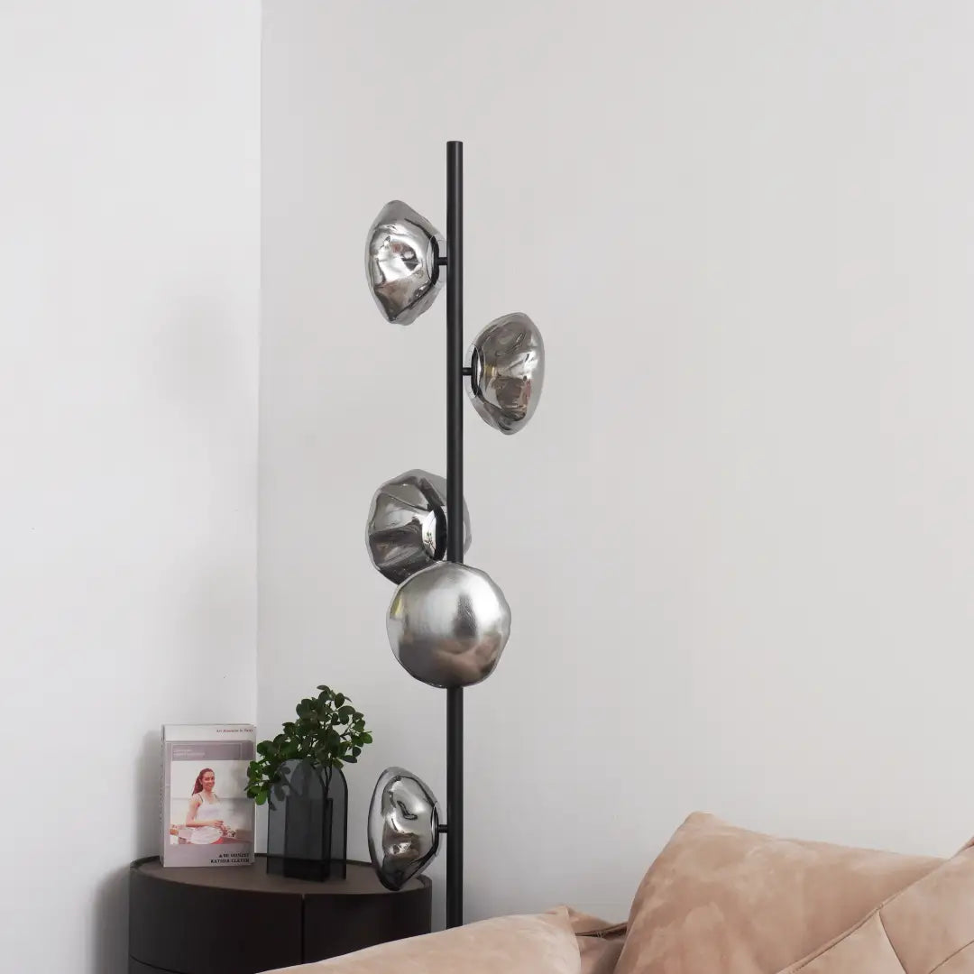 Glass_Petals_Floor_Lamp_A_1