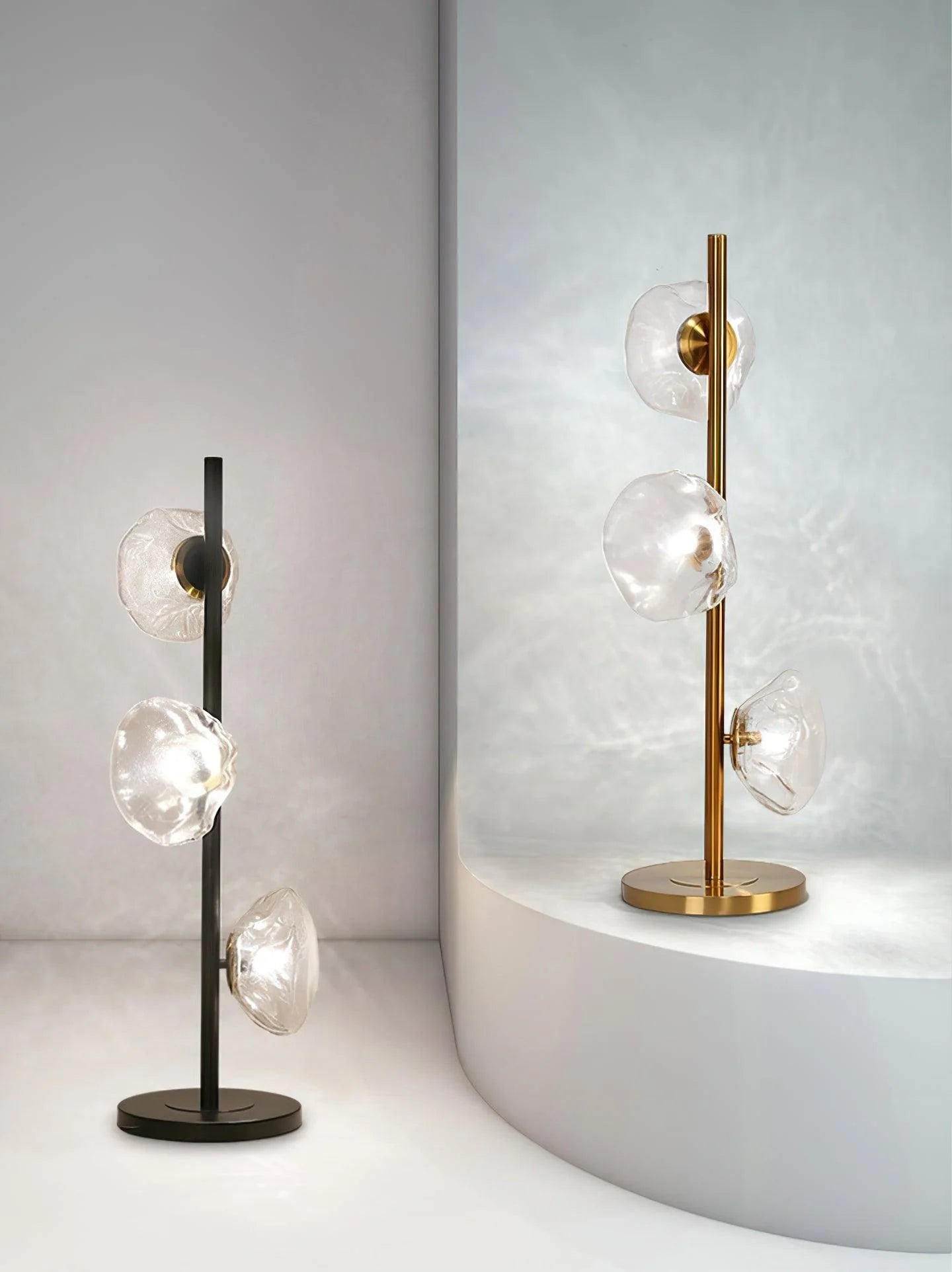 Glass_Petals_Table_Lamp_15