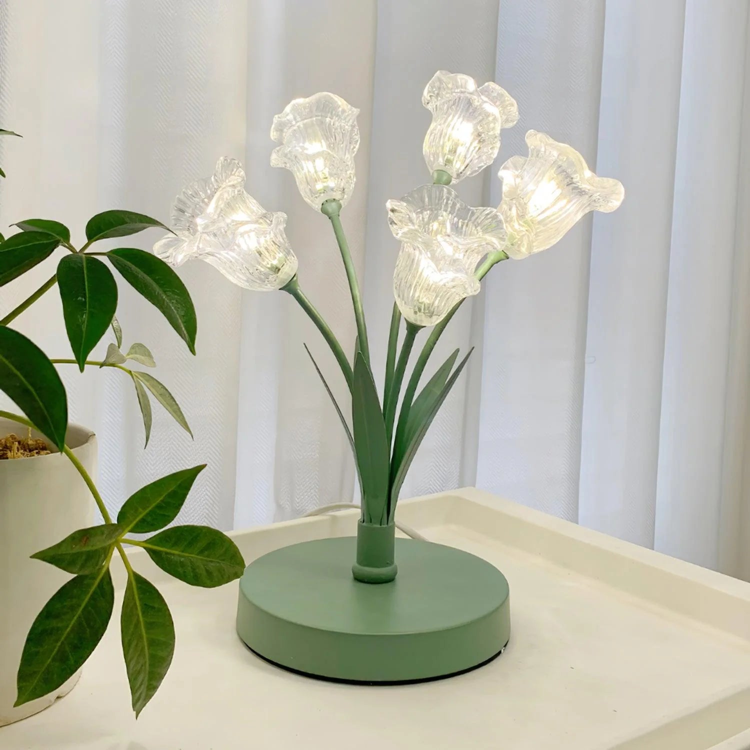 Glass Tulip Flower Table Lamp 2