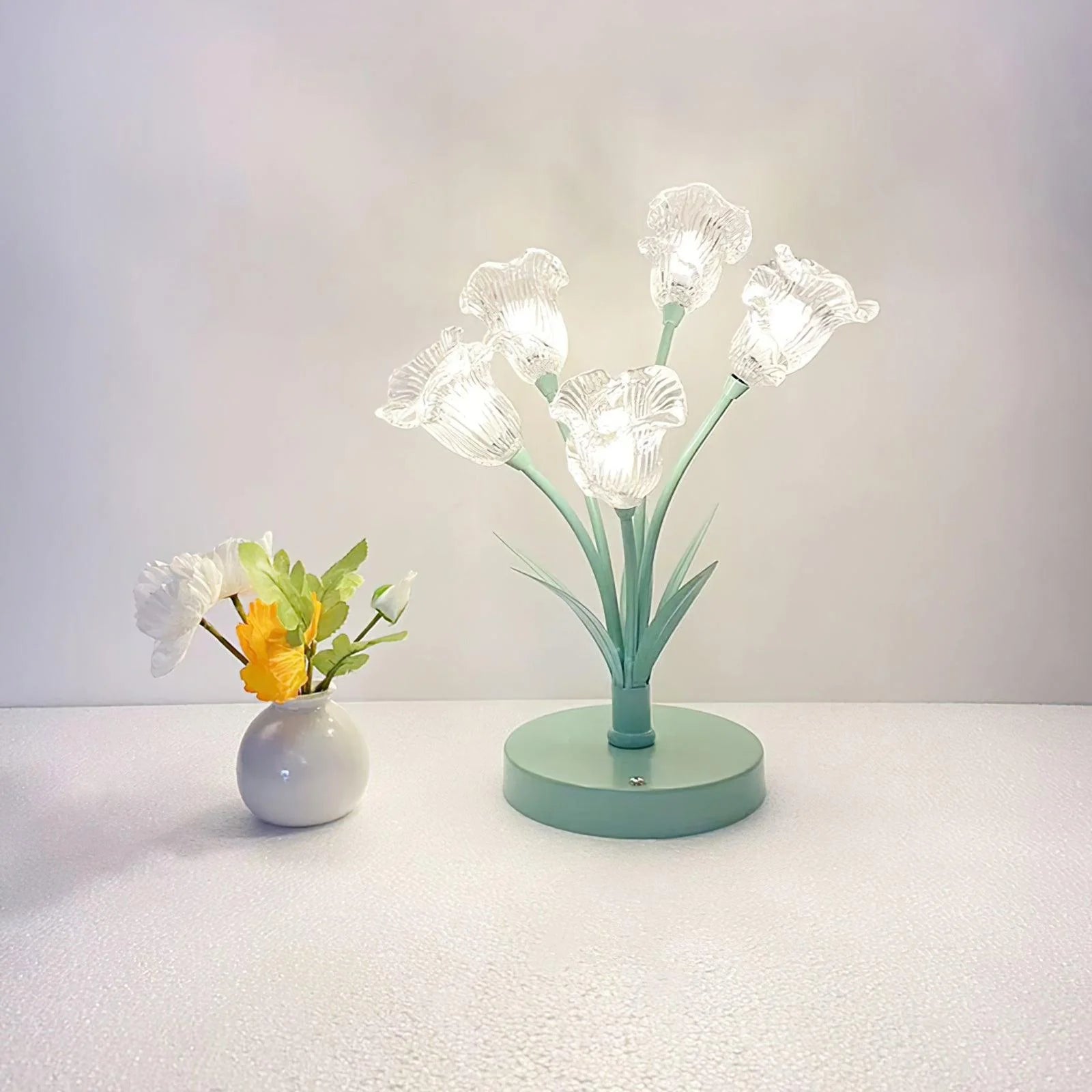 Glass Tulip Flower Table Lamp 3