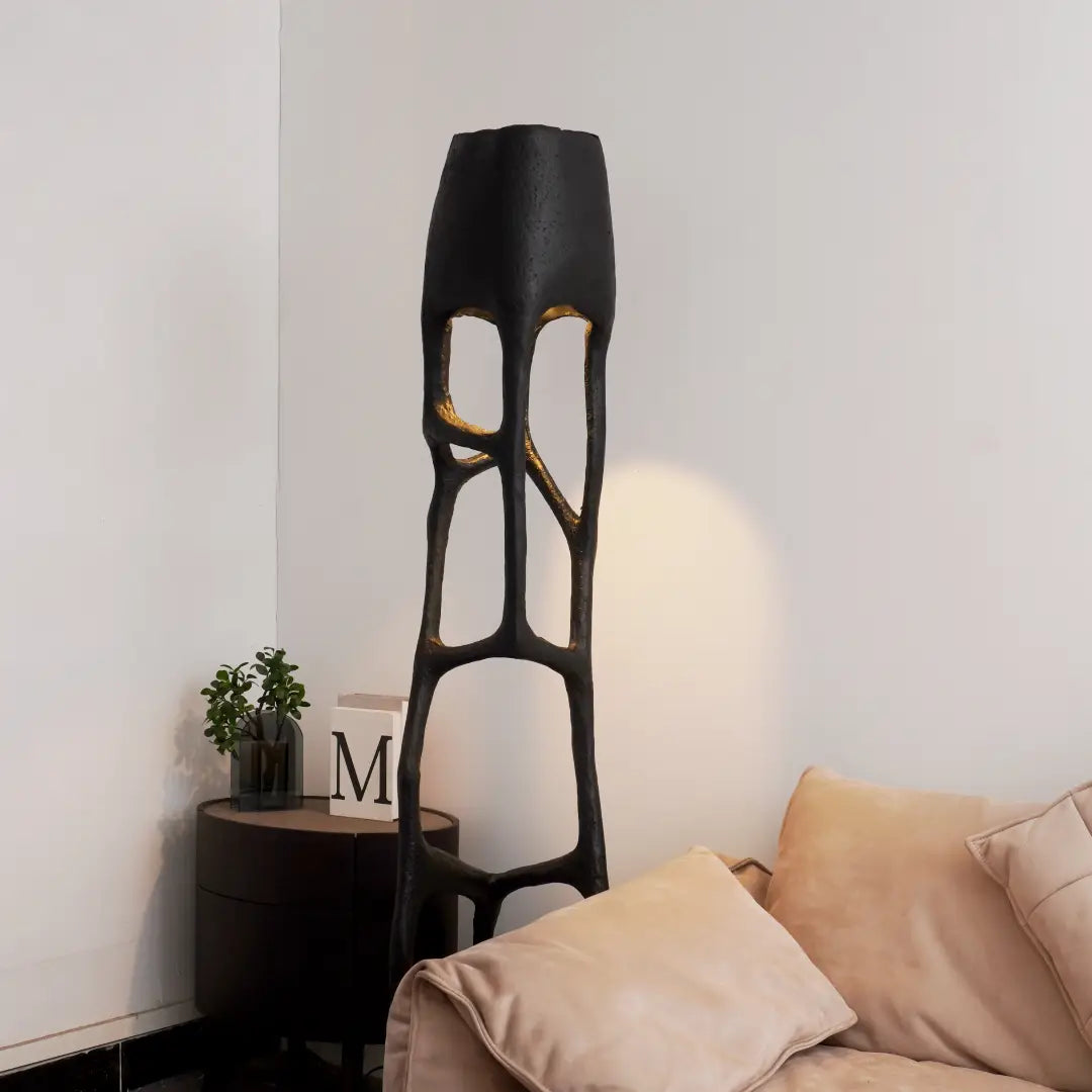 Gothic_Sculpture_Floor_Lamp_A_2