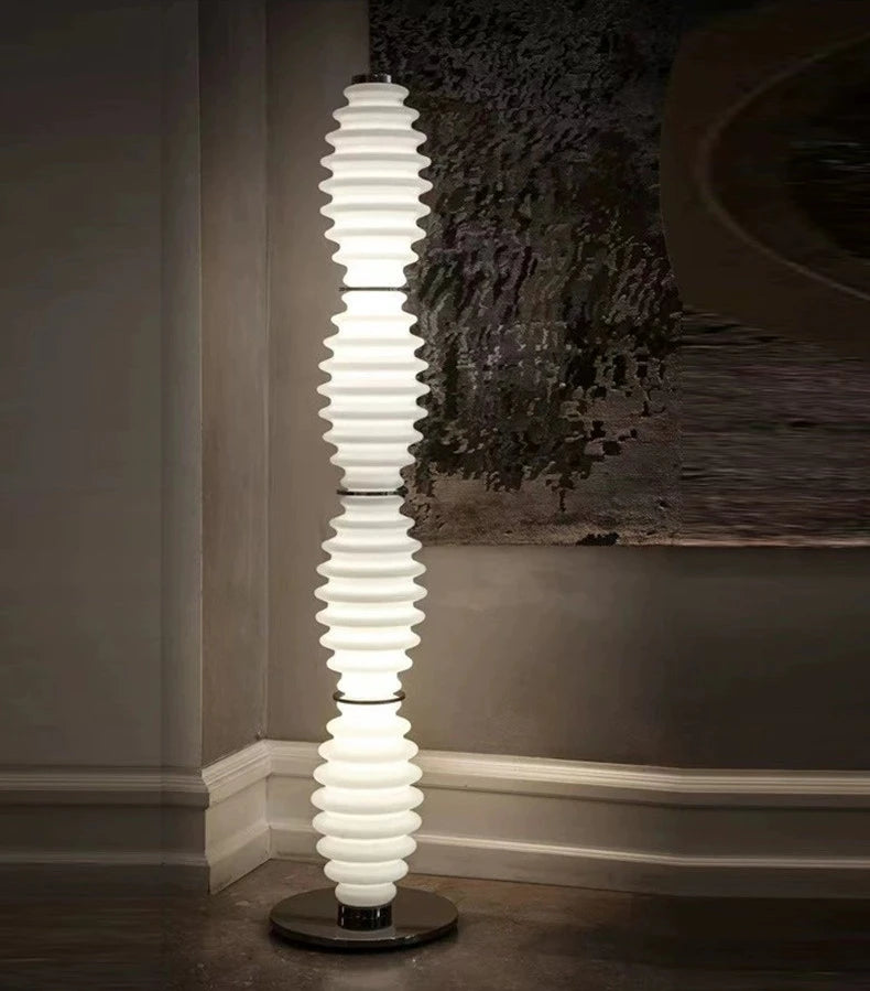 Grand_Collier_Floor_Lamp_4