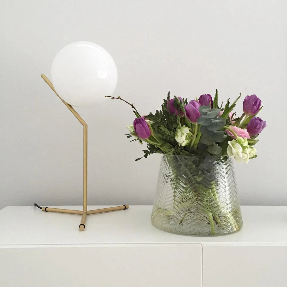 IC_Lights_Table_Lamp_4