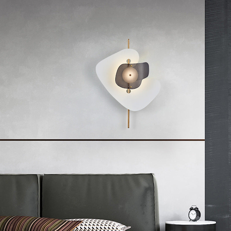 Irregular_Geometric_Wall_Lamp_2