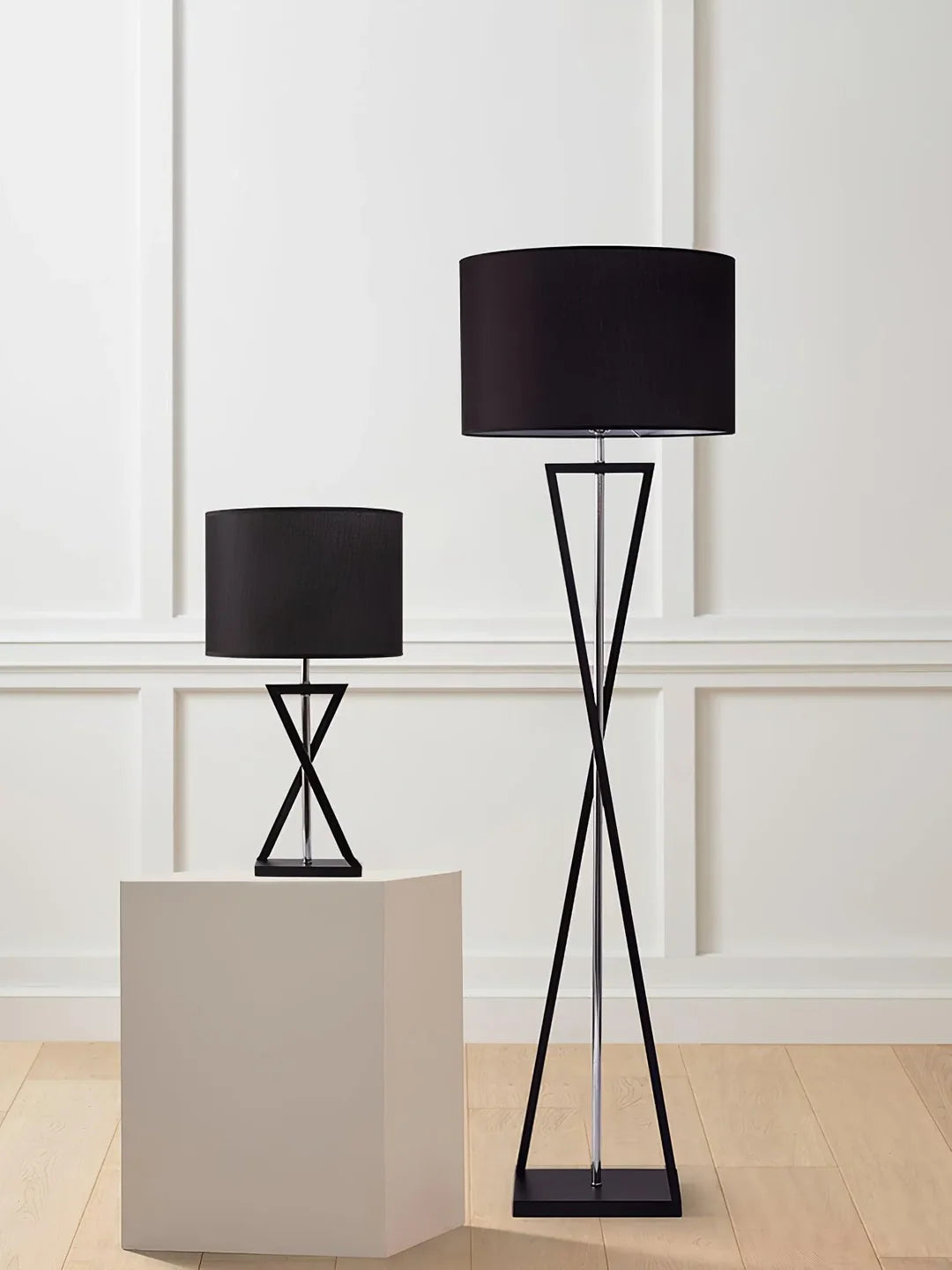 Kaden_Black_Floor_Lamp_14