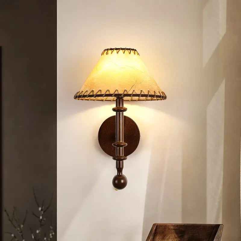 Kibo_Wood_Wall_Lamp_5