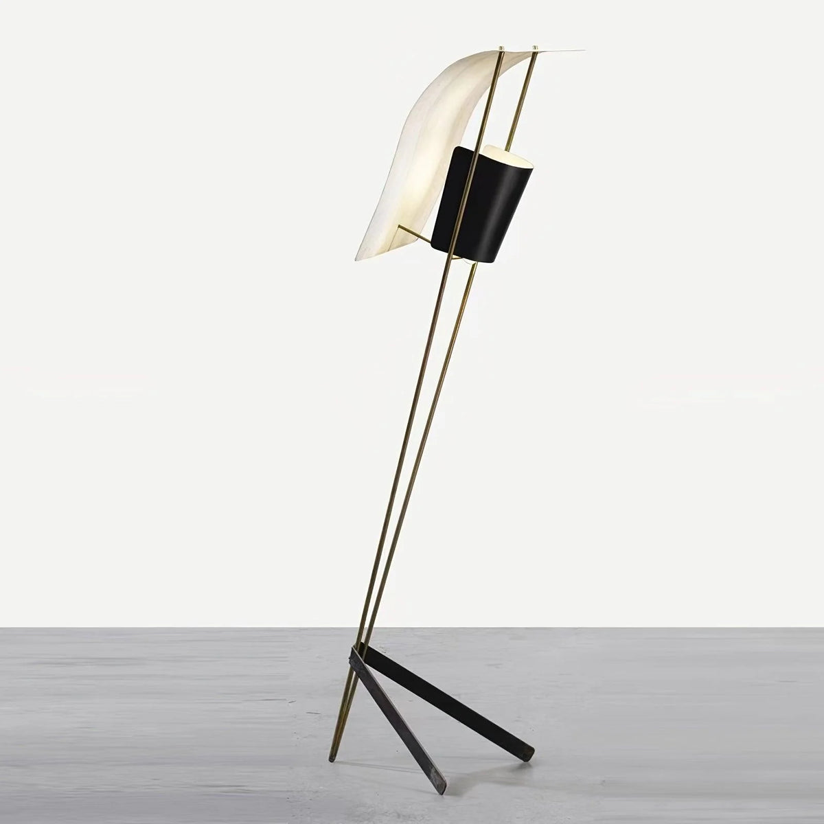 Kite Floor Lamp 9