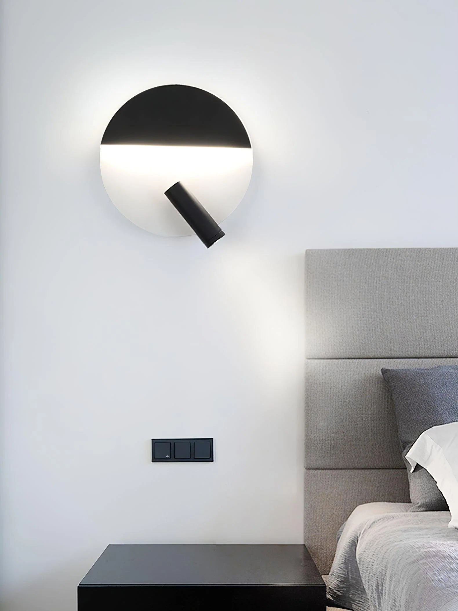 Kneeland_Rotatable_Wall_Lamp_5