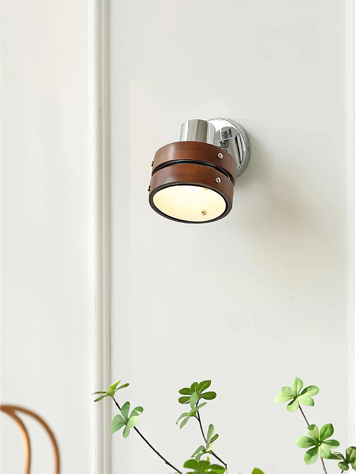 Korilah_Walnut_Wall_Lamp_19