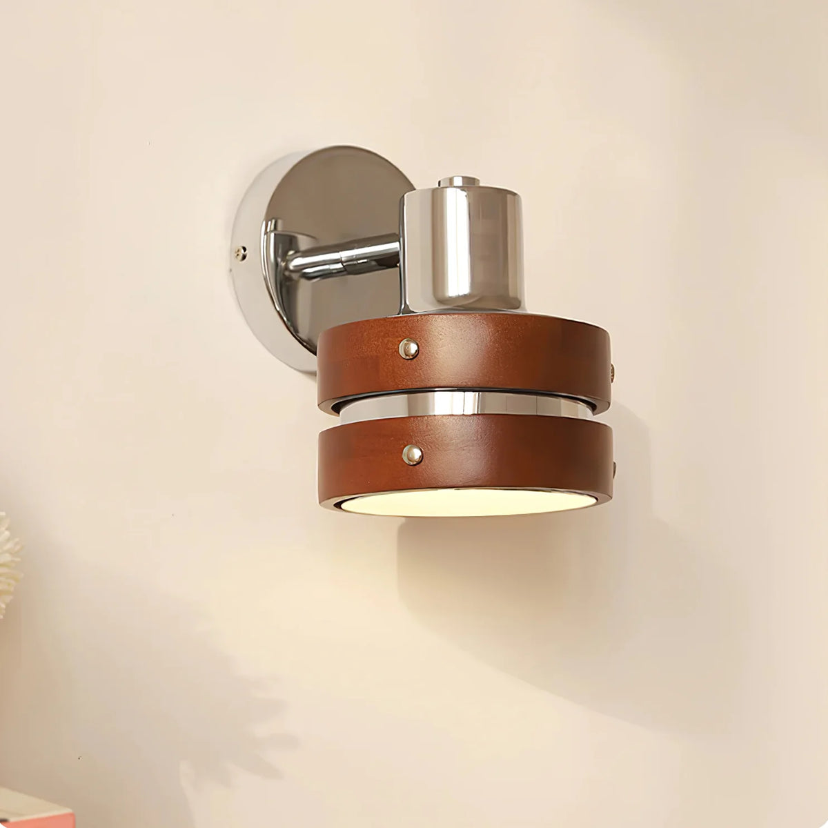 Korilah_Walnut_Wall_Lamp_brings a warm light