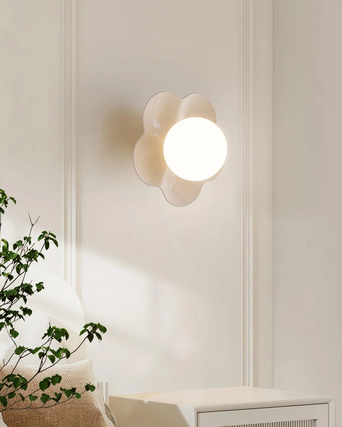 La_Fleur_Wall_Lamp_16