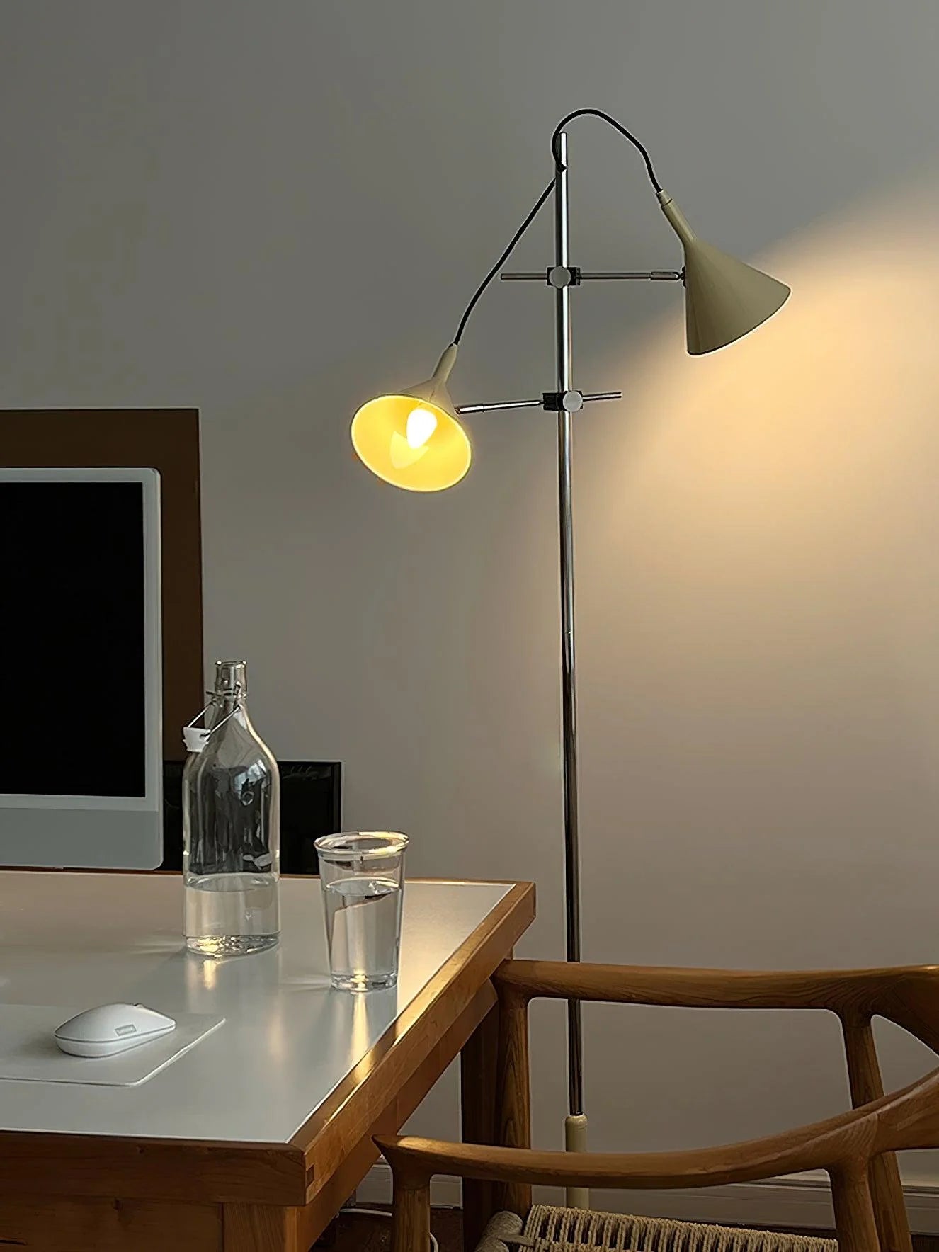 Laiton_Floor_Lamp_8