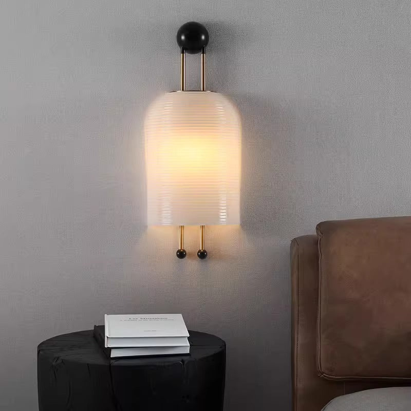 Lant_Wall_Lamp_2