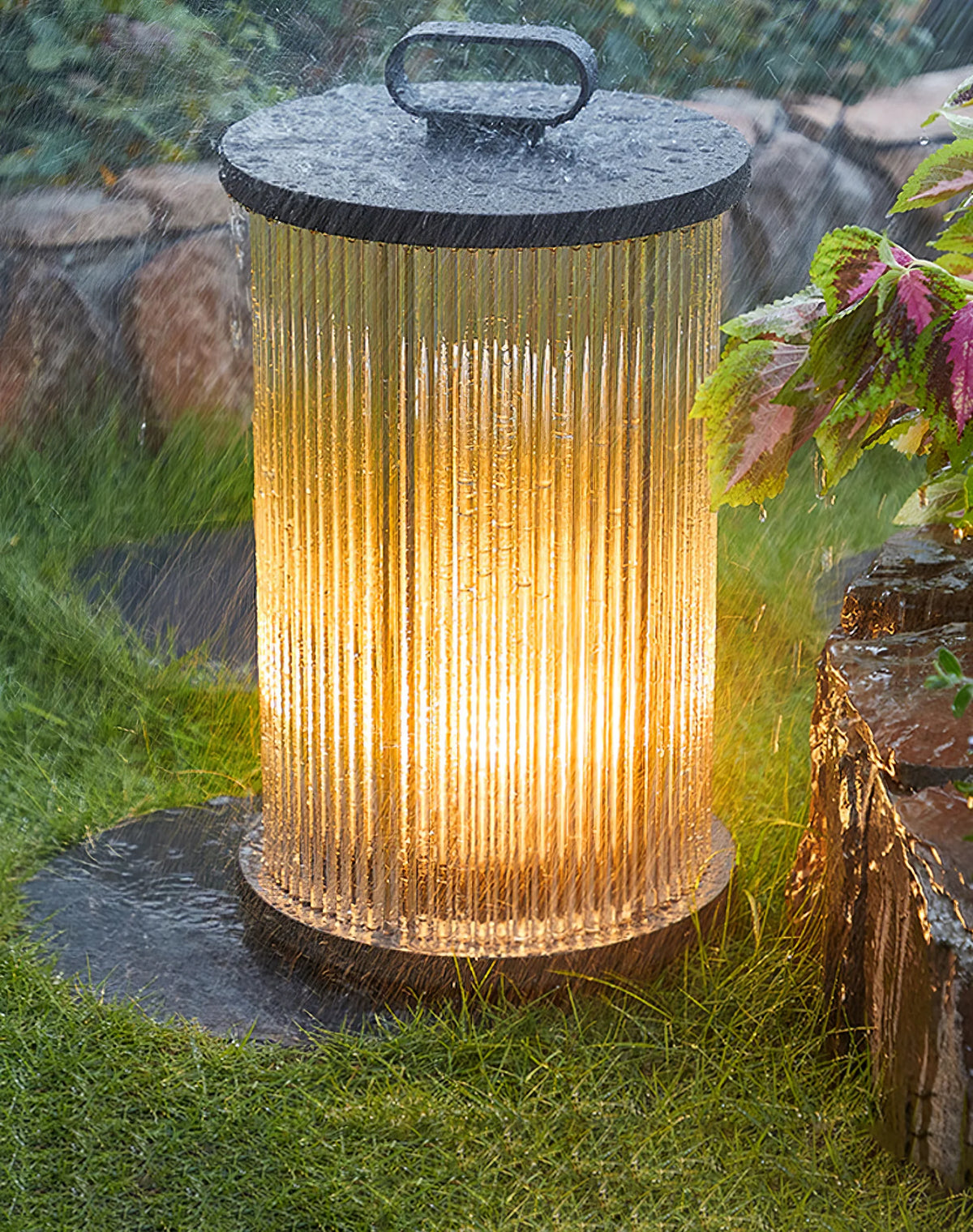 Lantern Garden Solar Outdoor Light 16