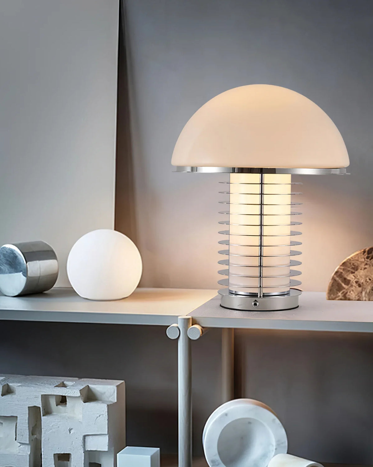 Leuchten_Table_Lamp_11