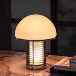 Leuchten_Table_Lamp_2