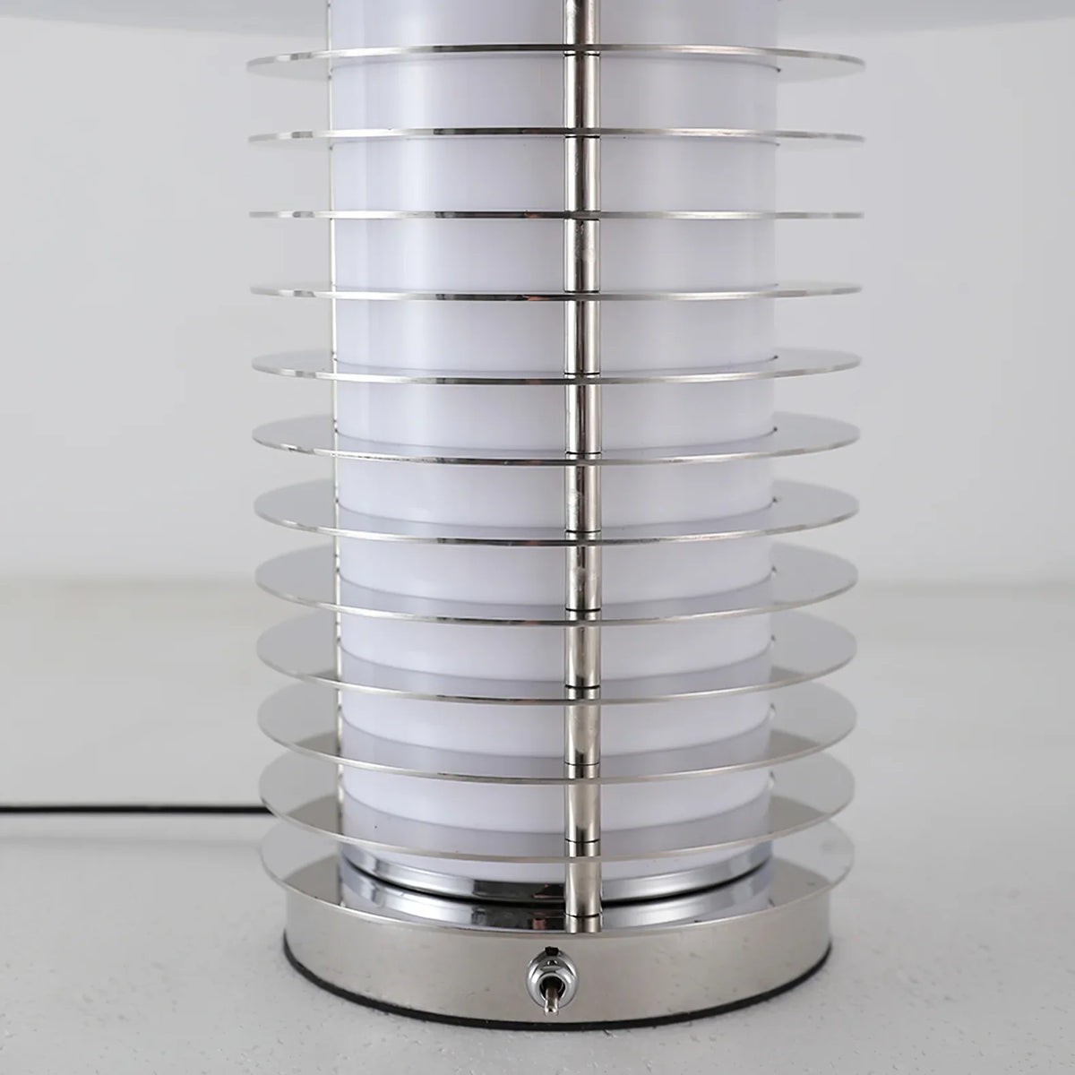 Leuchten_Table_Lamp_9